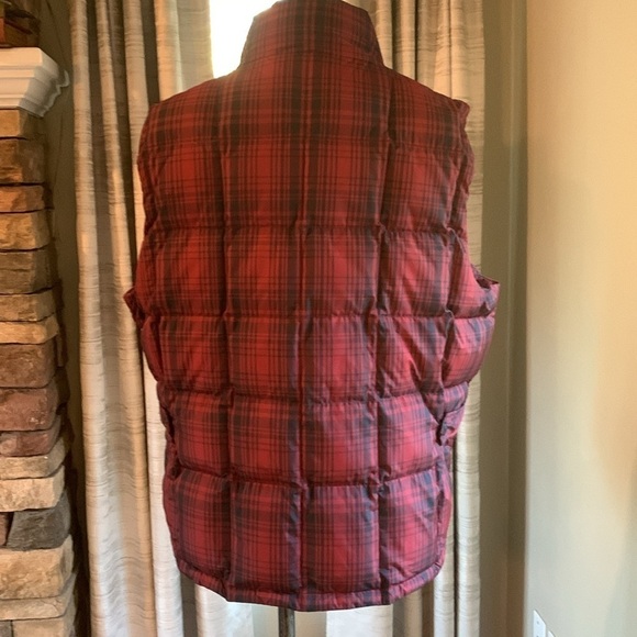 Eddie Bauer s XL red and black goose down quilted vest - Picture 4 of 9